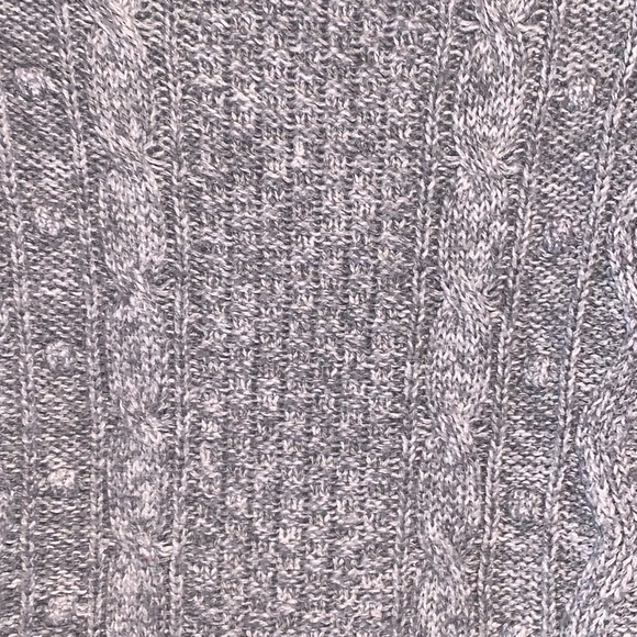 Hollister Gray Knit Sweater - Picture 3 of 6